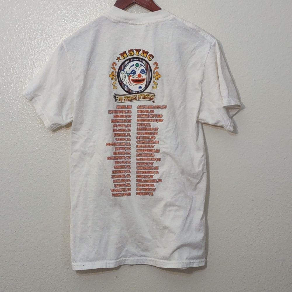 VINTAGE SLIGHTLY USED NSYNC NO STRINGS ATTACHED CONCERT TSHIRT 2000 SIZE S - Picture 9 of 9